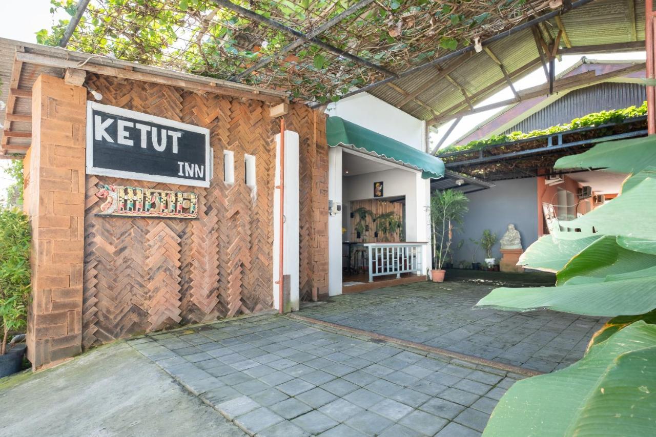 Oyo 3775 Ketut Inn Pesanggaran Екстер'єр фото