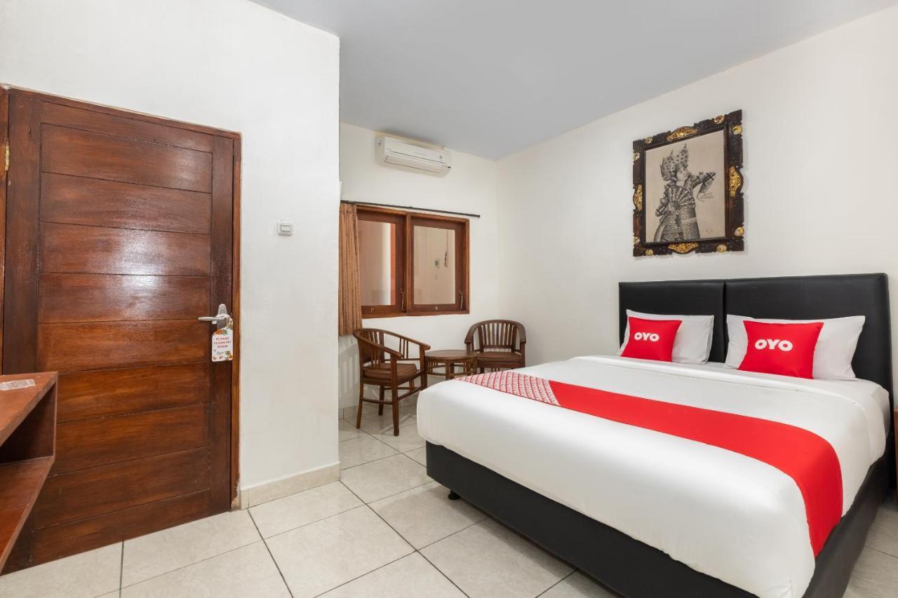 Oyo 3775 Ketut Inn Pesanggaran Екстер'єр фото